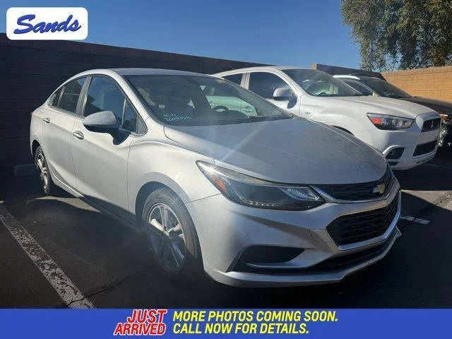 2016 Chevrolet Cruze LT FWD photo