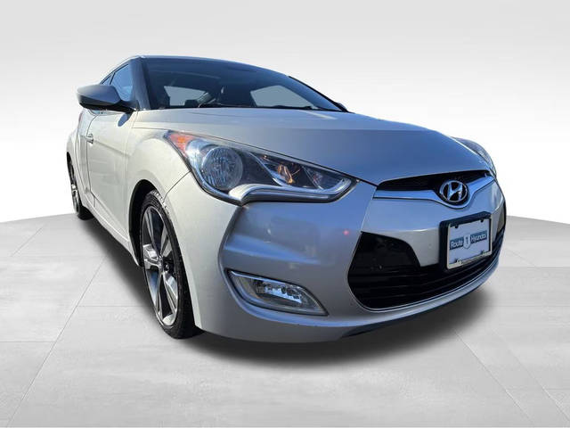 2016 Hyundai Veloster FWD photo