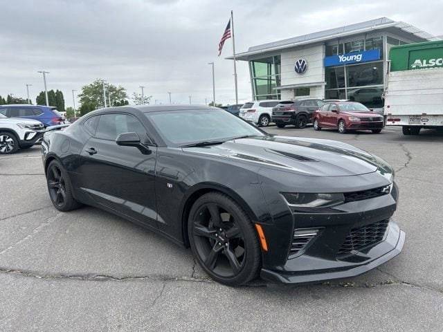 2016 Chevrolet Camaro 2SS RWD photo