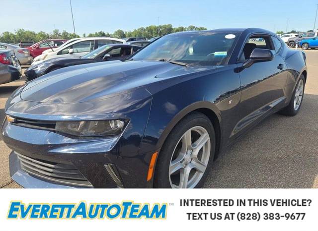 2016 Chevrolet Camaro 1LT RWD photo