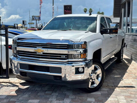 2016 Chevrolet Silverado 2500HD LTZ 4WD photo