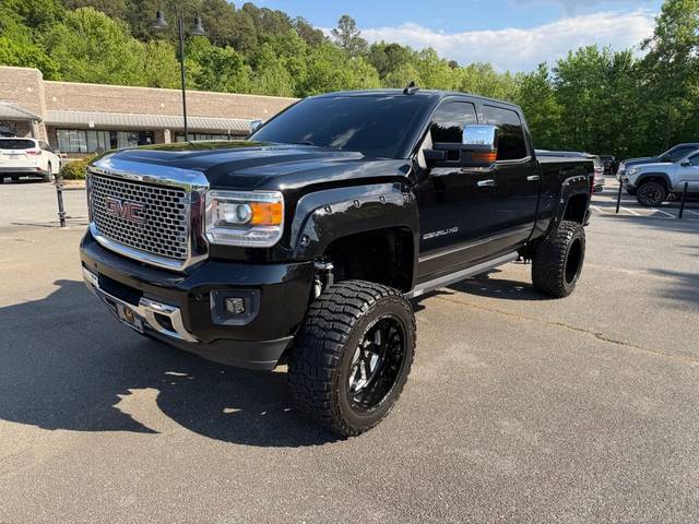 2016 GMC Sierra 2500HD Denali 4WD photo