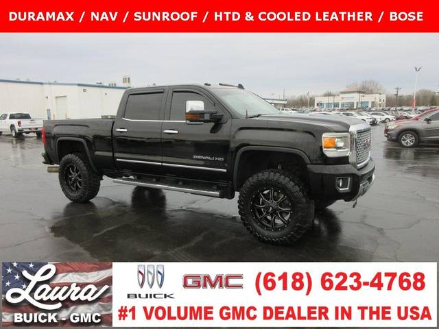 2016 GMC Sierra 2500HD Denali 4WD photo