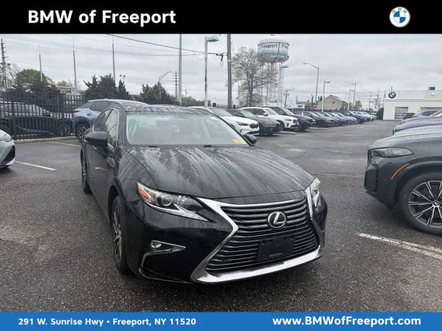 2016 Lexus ES FWD photo