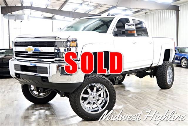 2016 Chevrolet Silverado 2500HD LT 4WD photo