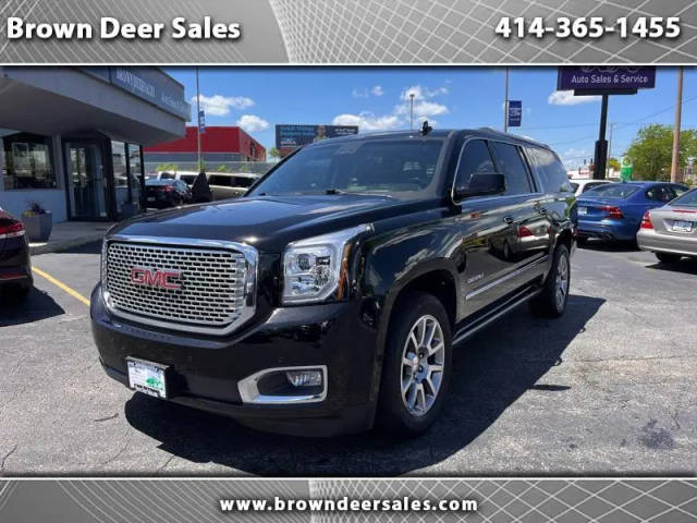 2016 GMC Yukon XL Denali 4WD photo