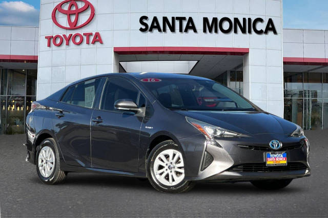 2016 Toyota Prius Two FWD photo