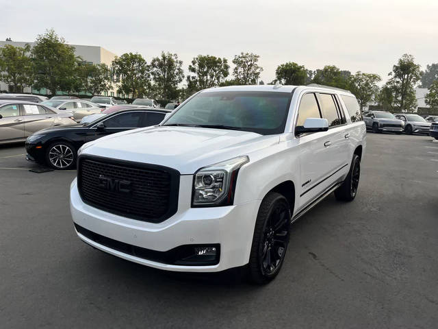 2016 GMC Yukon XL Denali 4WD photo