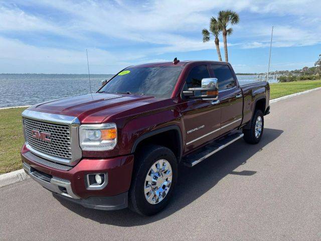 2016 GMC Sierra 2500HD Denali 4WD photo