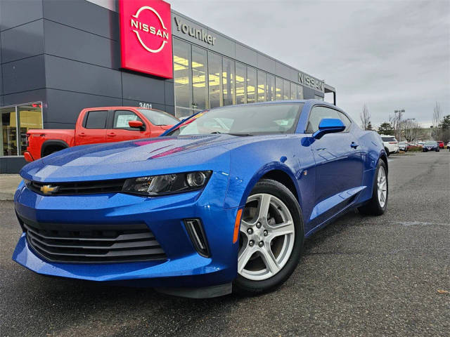 2016 Chevrolet Camaro 1LT RWD photo