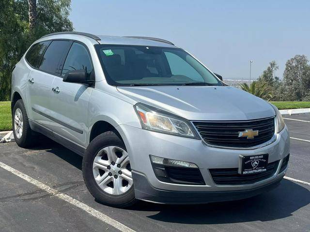 2016 Chevrolet Traverse LS FWD photo