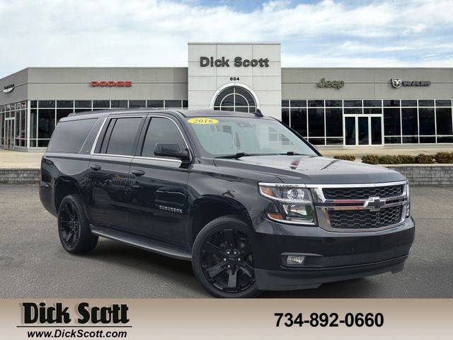2016 Chevrolet Suburban LT 4WD photo