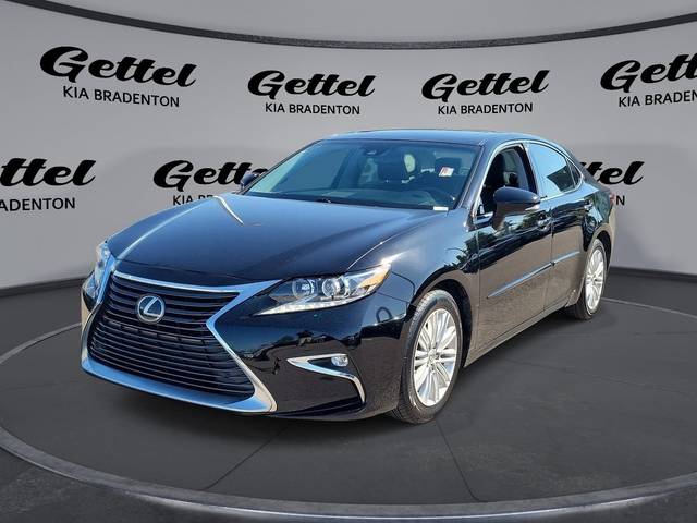 2016 Lexus ES  FWD photo