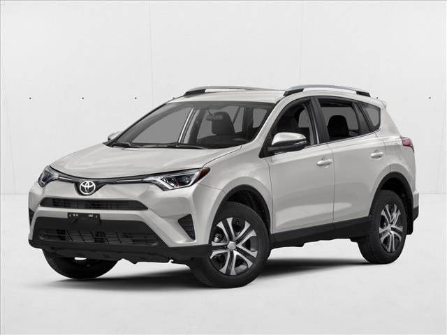 2016 Toyota RAV4 LE FWD photo