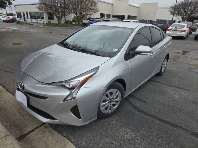 2016 Toyota Prius Two FWD photo