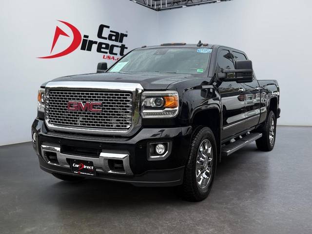 2016 GMC Sierra 2500HD Denali 4WD photo