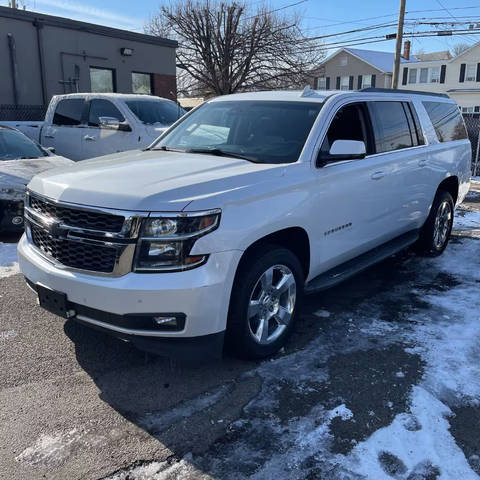 2016 Chevrolet Suburban LT 4WD photo