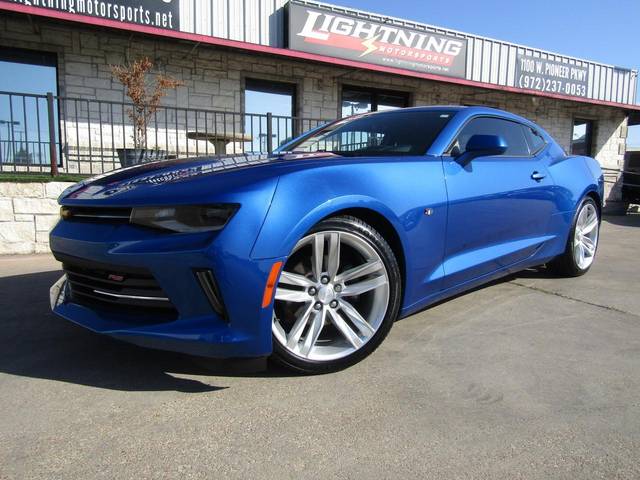 2016 Chevrolet Camaro 2LT RWD photo