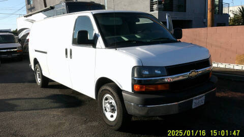 2016 Chevrolet Express Cargo  RWD photo