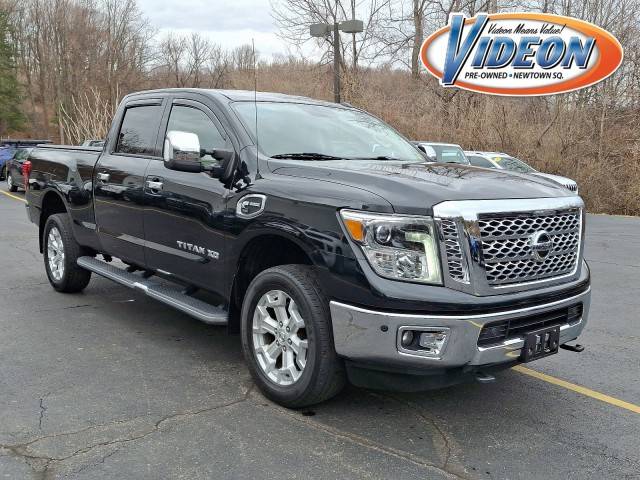 2016 Nissan Titan XD SL 4WD photo