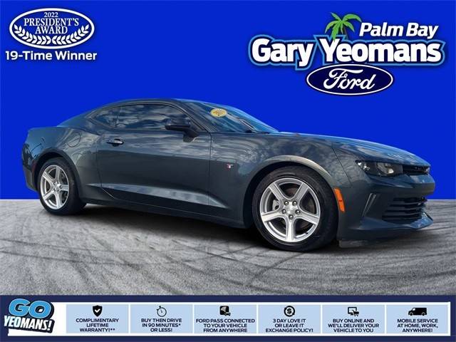 2016 Chevrolet Camaro 1LT RWD photo