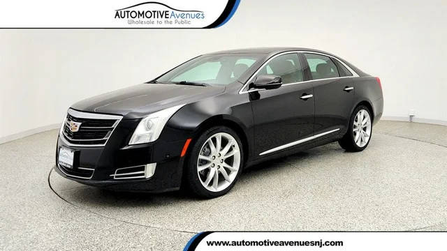 2016 Cadillac XTS Premium Collection FWD photo