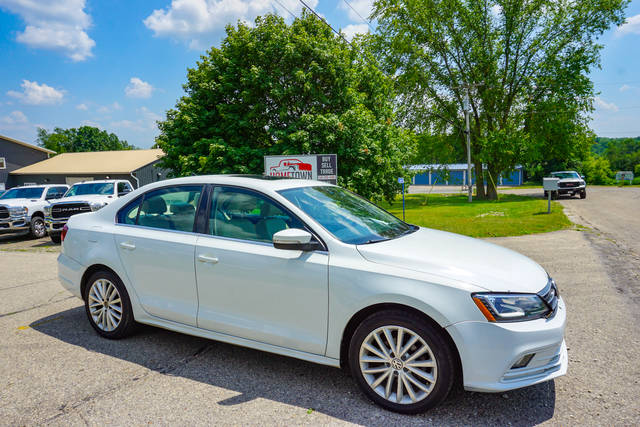 2016 Volkswagen Jetta 1.8T SEL FWD photo