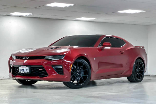 2016 Chevrolet Camaro 2SS RWD photo