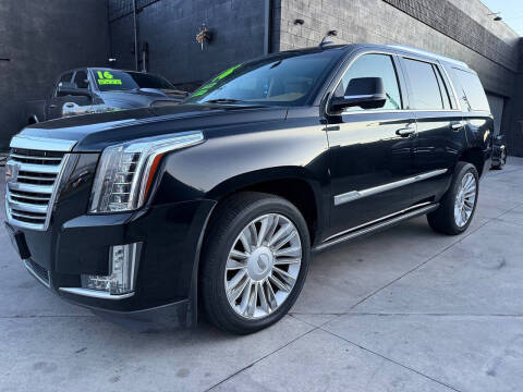 2016 Cadillac Escalade Platinum 4WD photo