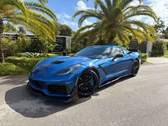 2016 Chevrolet Corvette Z51 2LT RWD photo