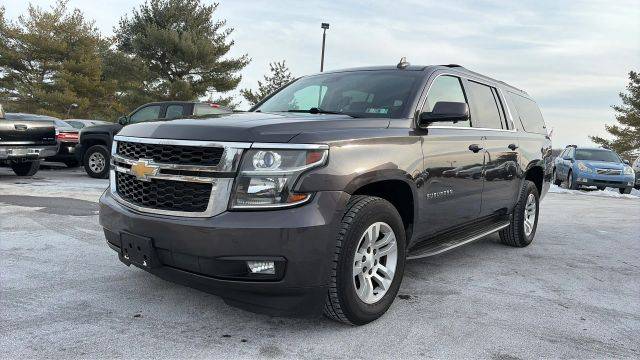 2016 Chevrolet Suburban LT 4WD photo