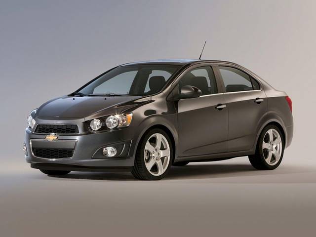 2016 Chevrolet Sonic LT FWD photo