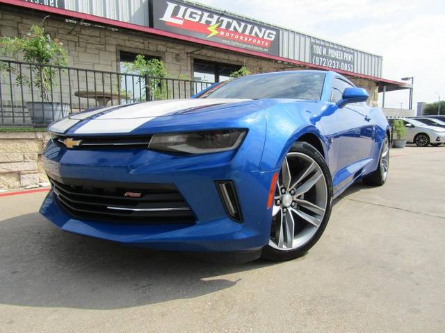 2016 Chevrolet Camaro 2LT RWD photo