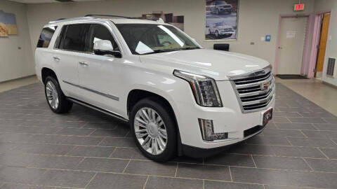 2016 Cadillac Escalade Platinum 4WD photo