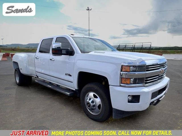 2016 Chevrolet Silverado 3500HD High Country 4WD photo