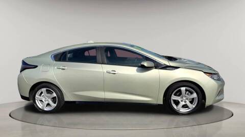 2017 Chevrolet Volt LT FWD photo