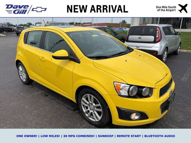 2016 Chevrolet Sonic LT FWD photo