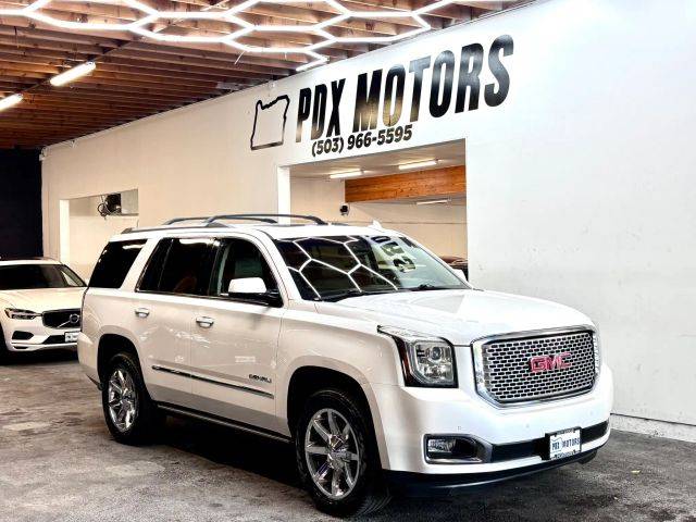 2016 GMC Yukon Denali 4WD photo