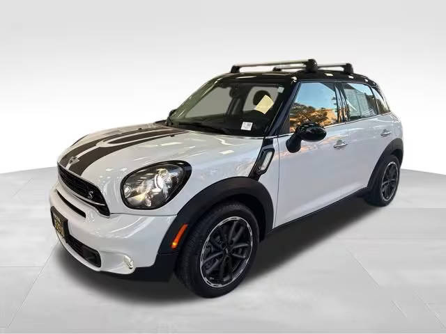 2016 MINI Countryman S FWD photo