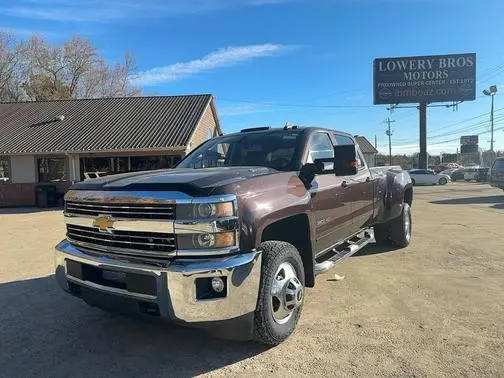 2016 Chevrolet Silverado 3500HD LT 4WD photo