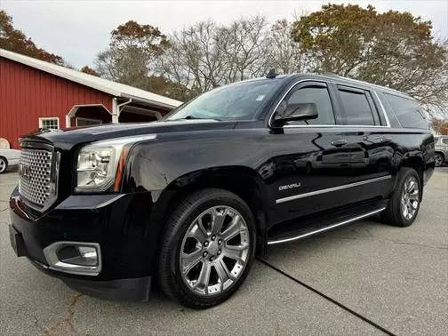 2016 GMC Yukon XL Denali 4WD photo