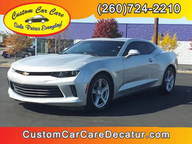 2016 Chevrolet Camaro 1LT RWD photo