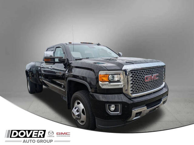 2016 GMC Sierra 3500HD Denali 4WD photo