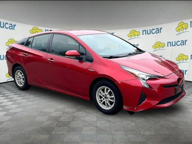 2016 Toyota Prius Two FWD photo