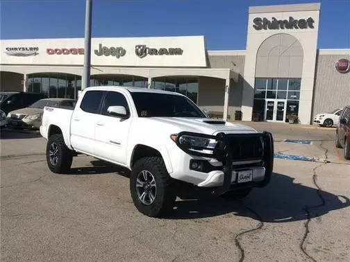 2016 Toyota Tacoma TRD Sport 4WD photo