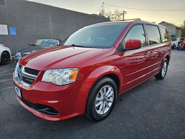 2015 Dodge Grand Caravan SXT FWD photo