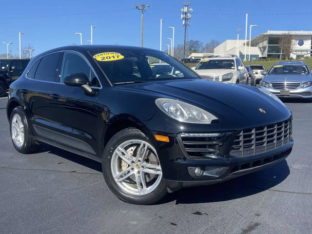 2017 Porsche Macan S AWD photo