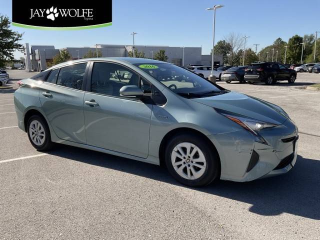 2016 Toyota Prius Two FWD photo