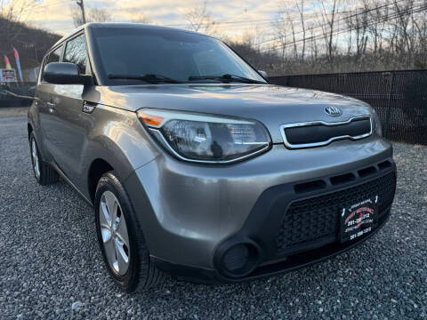 2016 Kia Soul Base FWD photo