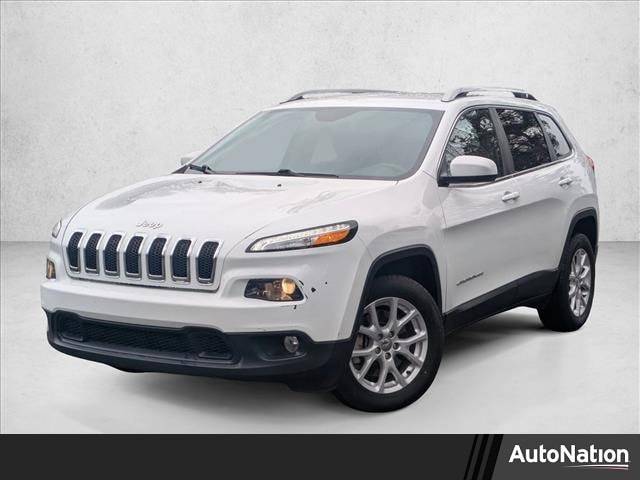 2016 Jeep Cherokee Latitude FWD photo